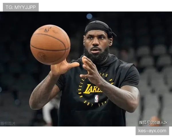 詹姆斯状态回暖带领球队竞争力提升，再次书写职业生涯新传奇