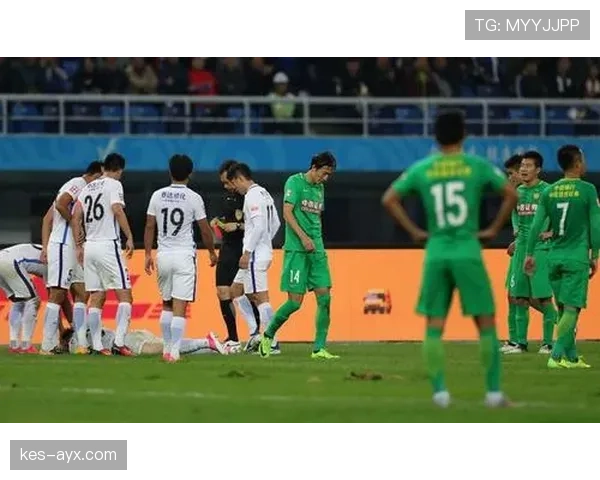 国安防线豆腐渣崩盘!阵容老化与管理混乱成争冠软肋,该如何自救? 国安防线豆腐渣崩盘!阵容老化与管理混乱成争冠软肋,该如何自救?