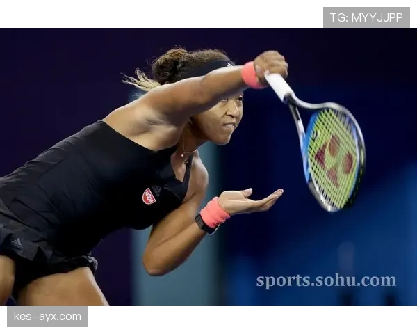 娜奥米·大阪穿睡衣出门却背了个能买房的包，我这人生策划书彻底作废