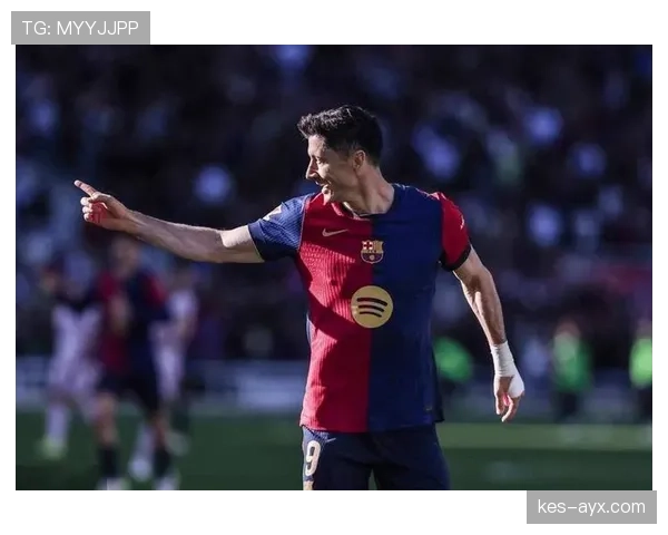 巴萨争冠主动权出现波动，对联赛走势形成制约